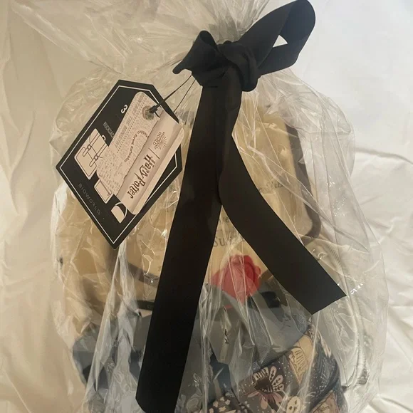 Bioworld 3-piece Harry Potter Backpack Gift Set - Picture 6 of 7